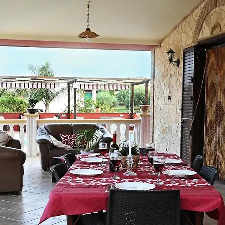 Villa Radiosa With Private Fenced Pool & Hdro-massage Leggete L'informazioni Sull'host Please Read Host Info