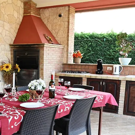 Radiosa With Private Fenced Pool & Hdro-massage Leggete L'informazioni Sull'host Please Read Host Info Favara